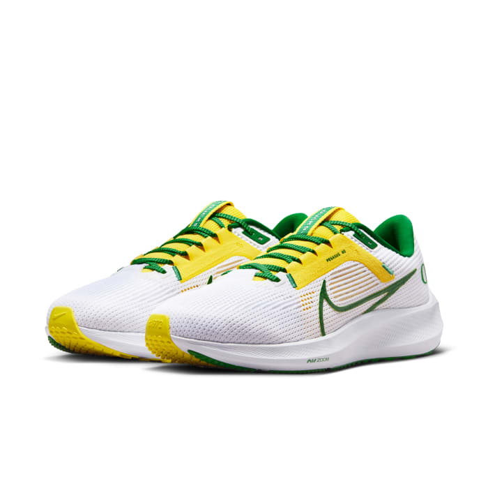 Oregon Ducks NCAA Zoom Pegasus 40 - $139.99